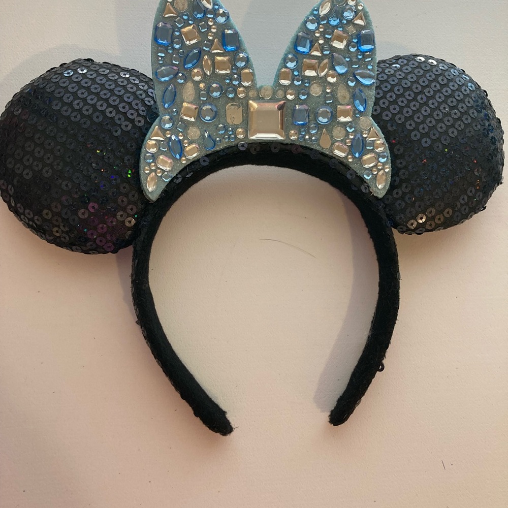 Walt Disney World Black and Blue Sequin Minnie Mouse Ears